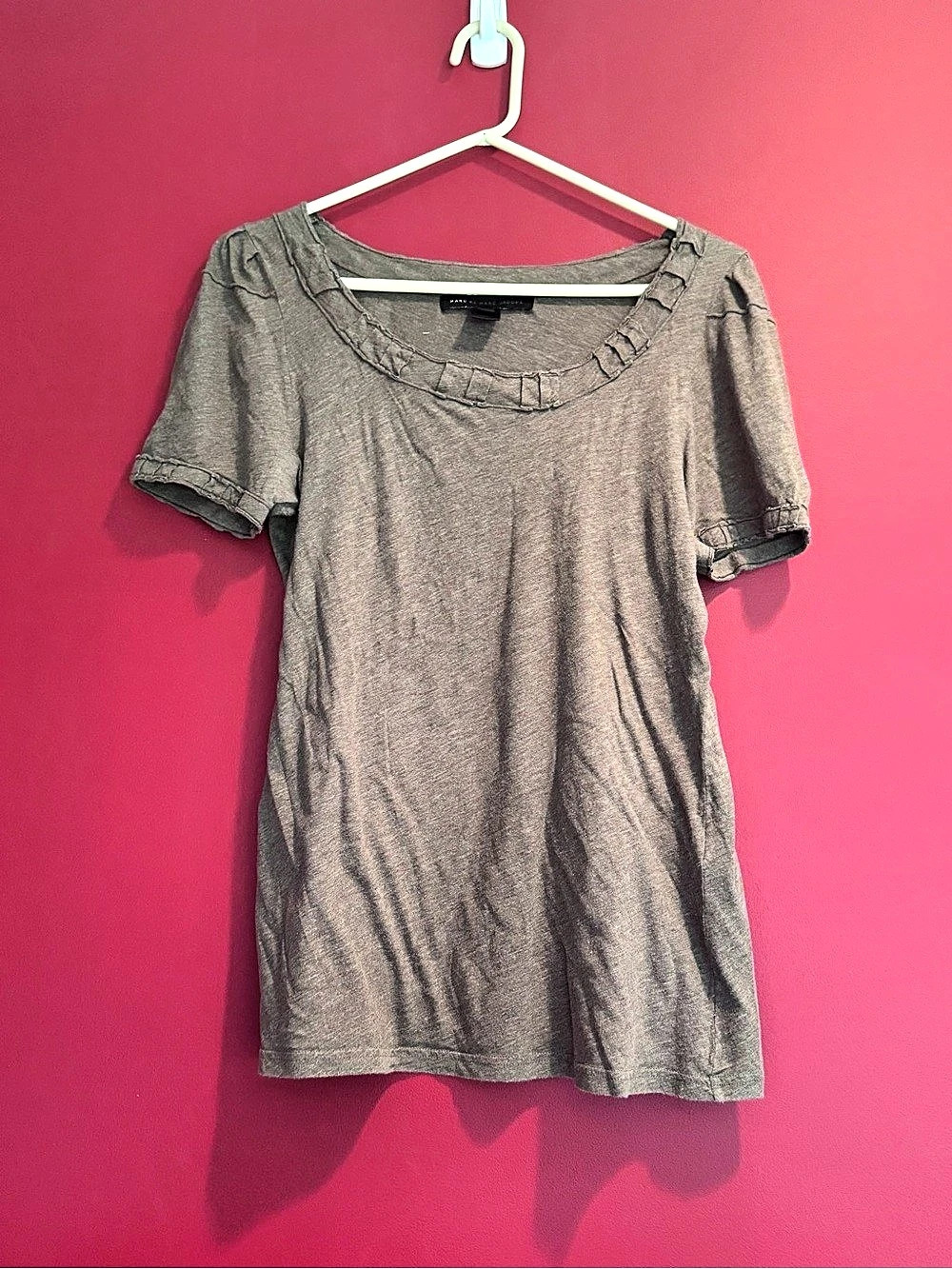 Marc by Marc Jacobs Short Sleeve Tee in Grey Brown Size Large